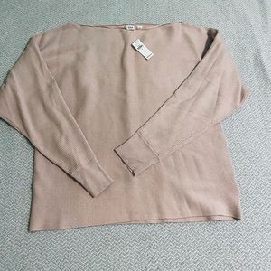 Women’s slouchy sweater
